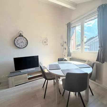 Eden Centre Apartment *