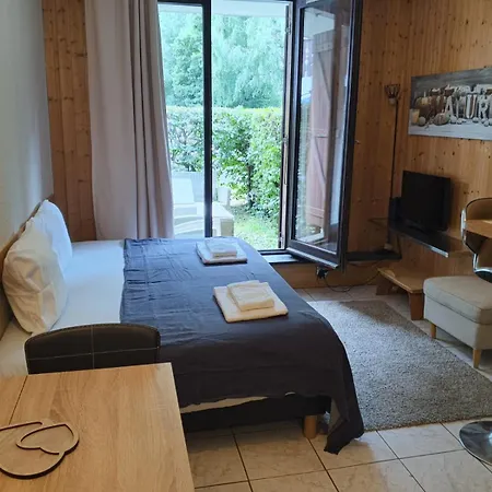 Apartment Eden Centre